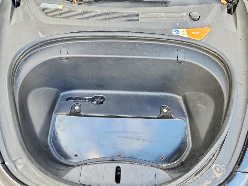 Photo 11 from auction – 2018 TESLA MODEL 3 with VIN 5YJ3E1EA1JF023487