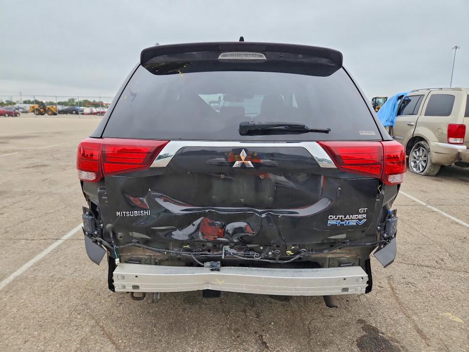 Photo 6 from auction – 2018 MITSUBISHI OUTLANDER with VIN JA4J24A56JZ028845