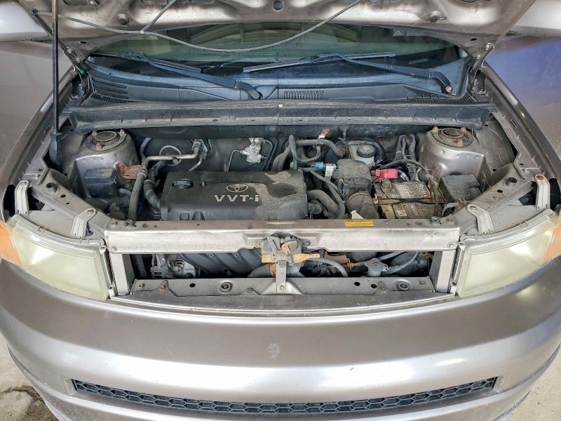 Foto 12 de la subasta – 2005 SCION XB con VIN JTLKT324954022083