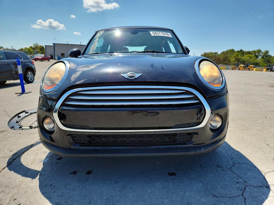 Zdjęcie 5 z aukcji – 2015 MINI COOPER z VIN WMWXM5C52F3A57122