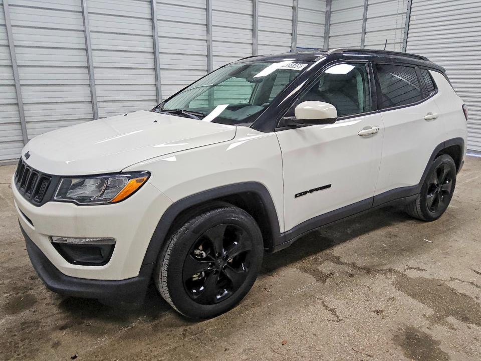 JEEP COMPASS 2019 with VIN 3C4NJCBB6KT802576 - Photo from auction