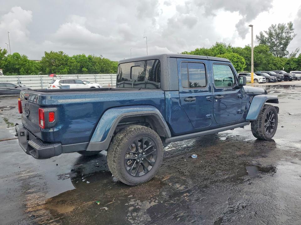 Снимка 3 от търг – 2025 JEEP GLADIATOR с VIN 1C6PJTAG3SL516614