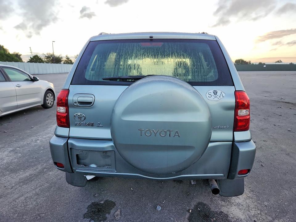Photo 6 from auction – 2005 TOYOTA RAV4 with VIN JTEHD20V950058738