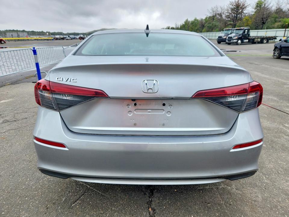 Photo 6 from auction – 2025 HONDA CIVIC with VIN 2HGFE2F20SH602302