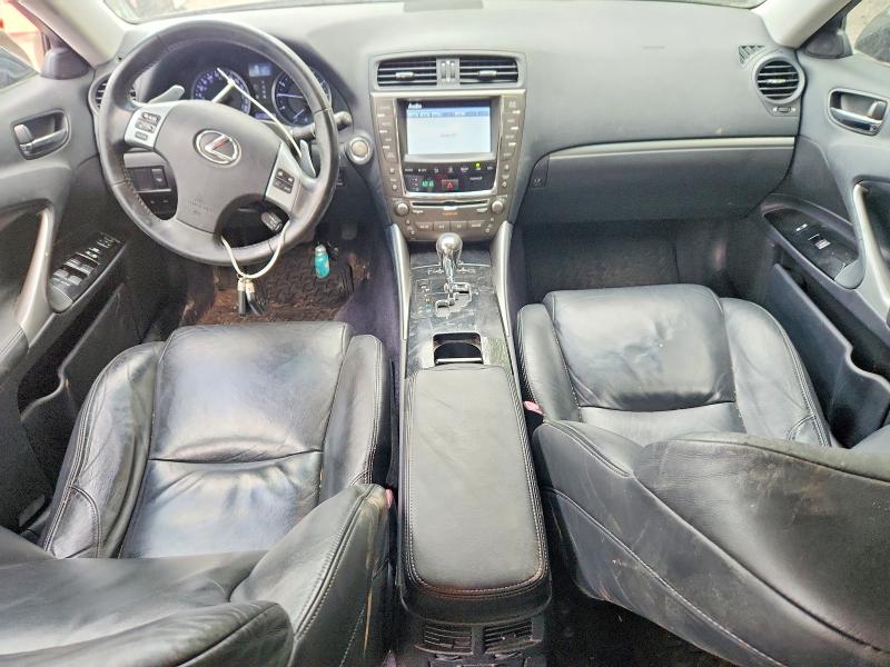 Photo 8 from auction – 2011 LEXUS IS with VIN JTHCF5C26B2035122