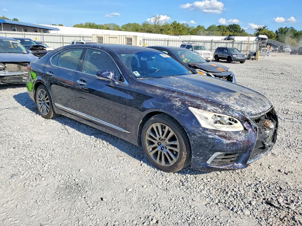 Photo 4 from auction – 2017 LEXUS LS with VIN JTHBL5EF4H5144304