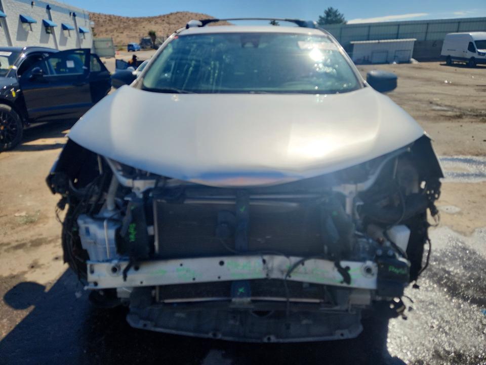 Photo 5 from auction – 2018 TOYOTA RAV4 with VIN JTMBFREV1JJ202860