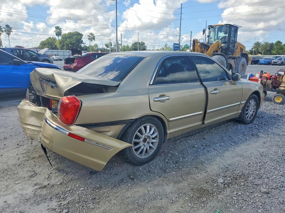 Photo 3 from auction – 2004 HYUNDAI XG with VIN KMHFU45E44A357123