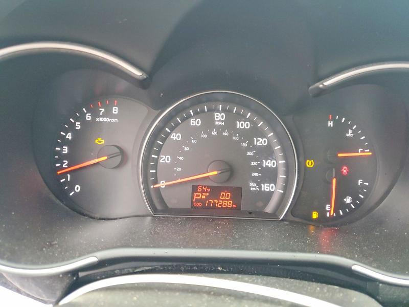 Photo 9 from auction – 2014 KIA SORENTO with VIN 5XYKT4A70EG473689