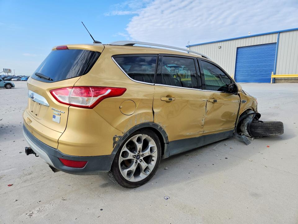 Photo 3 from auction – 2014 FORD ESCAPE with VIN 1FMCU9J92EUB97817