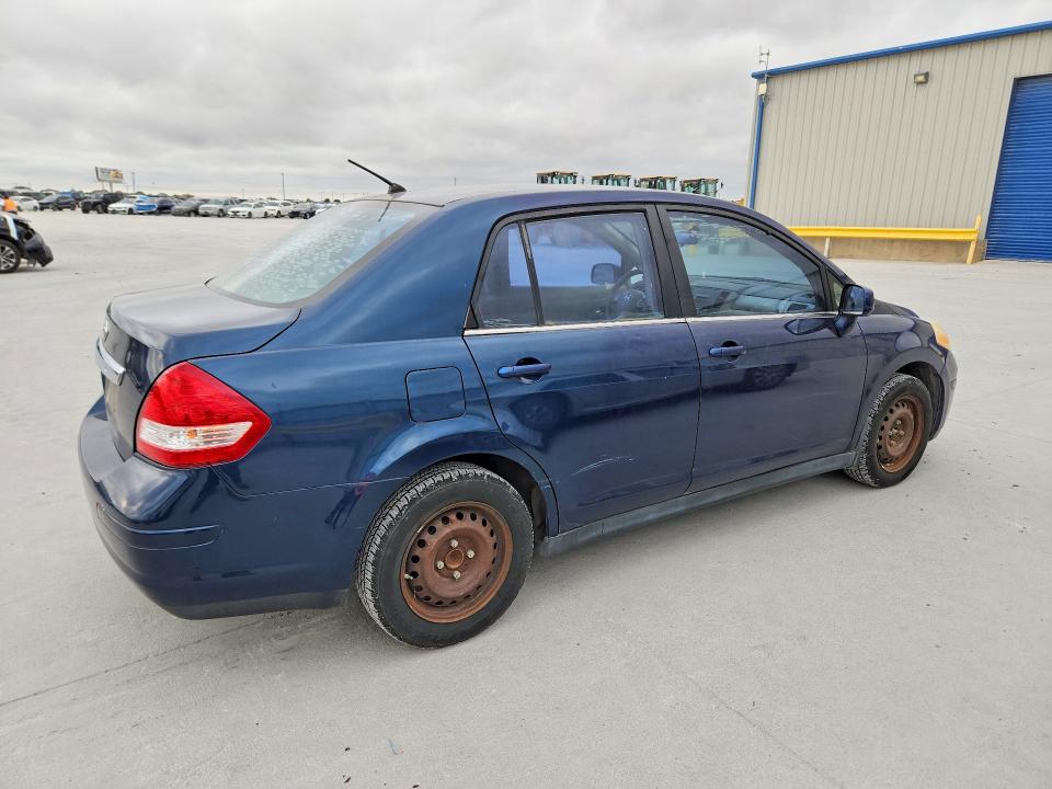 Photo 3 from auction – 2008 NISSAN VERSA with VIN 3N1BC11E88L352292