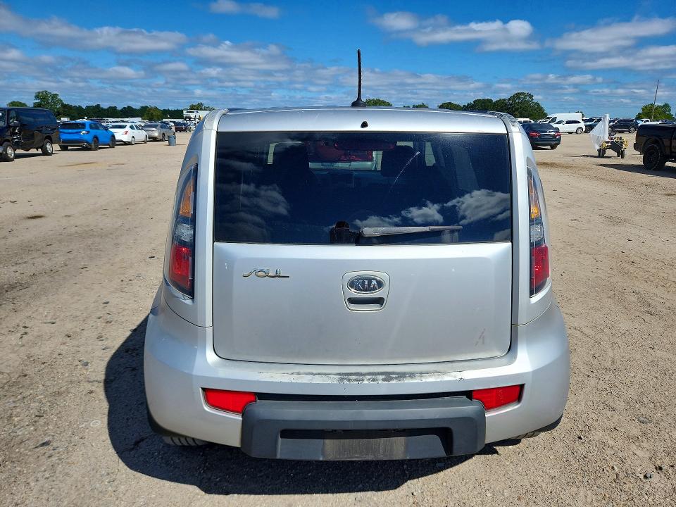 Photo 6 from auction – 2011 KIA SOUL with VIN KNDJT2A20B7716236