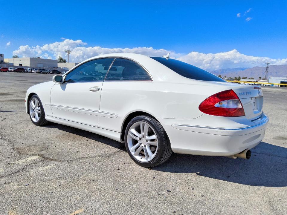 Снимка 2 от търг – 2008 MERCEDES-BENZ CLK с VIN WDBTJ56H98F242295