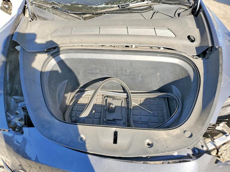 Снимка 11 от търг – 2023 TESLA MODEL Y с VIN 7SAYGDEE4PA207920