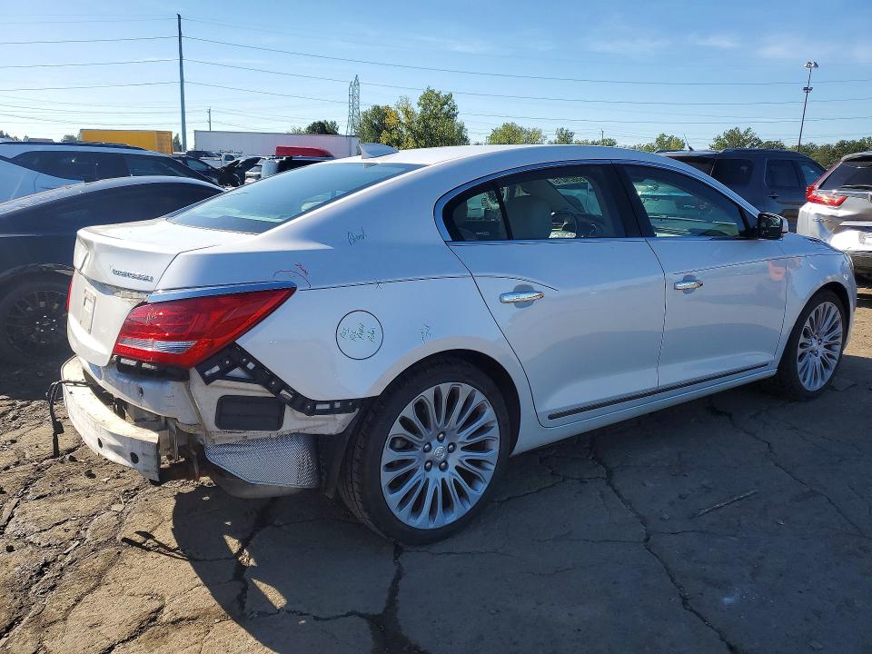 Photo 3 from auction – 2015 BUICK LACROSSE with VIN 1G4GF5G36FF193623