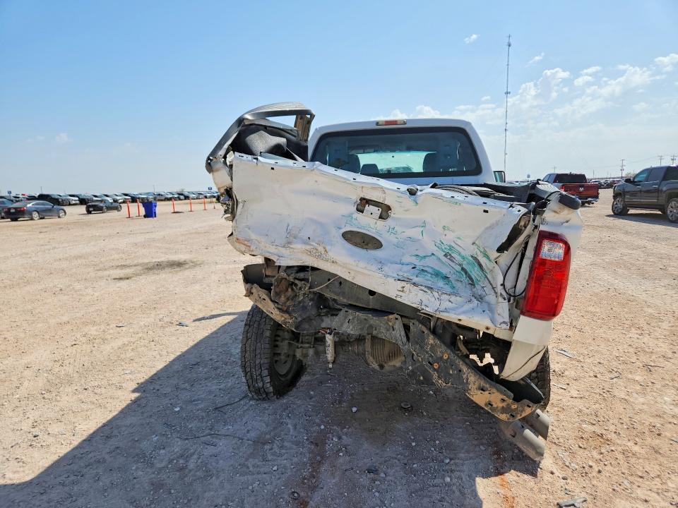 Photo 6 from auction – 2011 FORD F250 with VIN 1FT7X2BT3BEA18799