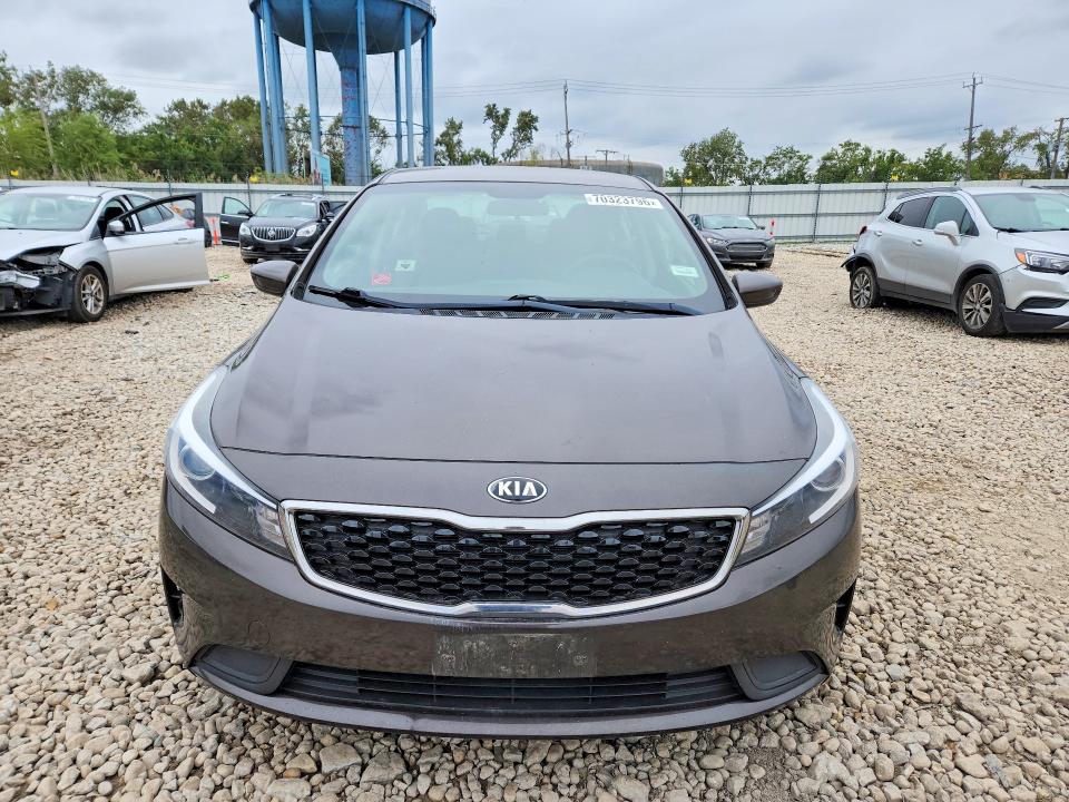 Photo 5 from auction – 2018 KIA FORTE with VIN 3KPFL4A79JE213171