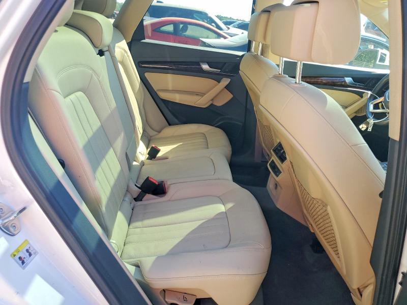 Снимка 11 от търг – 2018 AUDI Q5 с VIN WA1BNAFY6J2012389