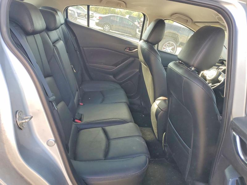 صورة رقم 10 من المزاد - 2018 MAZDA 3 مع VIN 3MZBN1L34JM181430