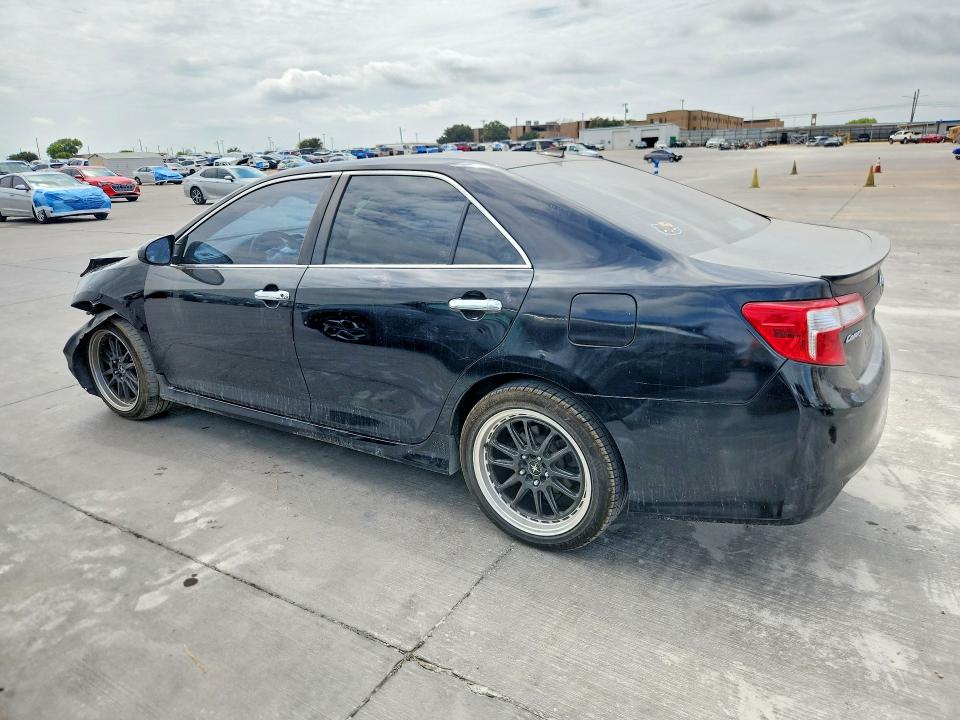 Zdjęcie 2 z aukcji – 2014 TOYOTA CAMRY z VIN 4T1BF1FK4EU852708