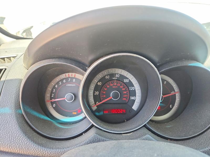 Photo 9 from auction – 2010 KIA FORTE with VIN KNAFU4A21A5167300