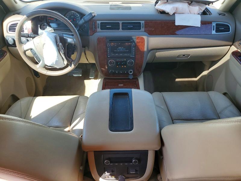 Photo 8 from auction – 2011 CHEVROLET AVALANCHE with VIN 3GNTKGE35BG109434