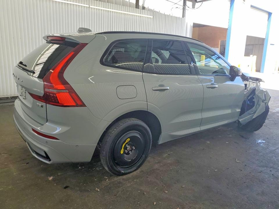 Photo 3 from auction – 2026 VOLVO XC60 with VIN YV4M12RC7T1414296