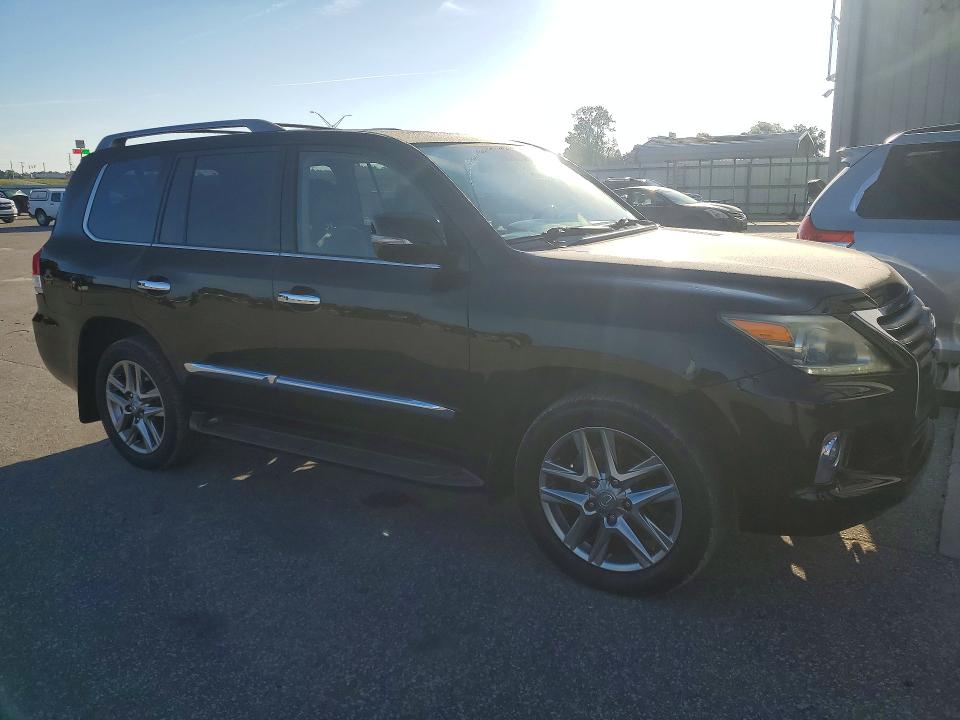 Photo 4 from auction – 2014 LEXUS LX with VIN JTJHY7AX9E4139685