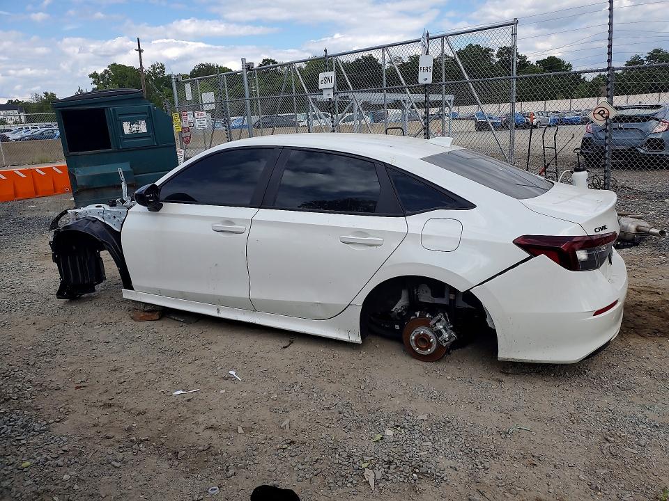 Снимка 2 от търг – 2026 HONDA CIVIC с VIN 2HGFE2F55TH520559