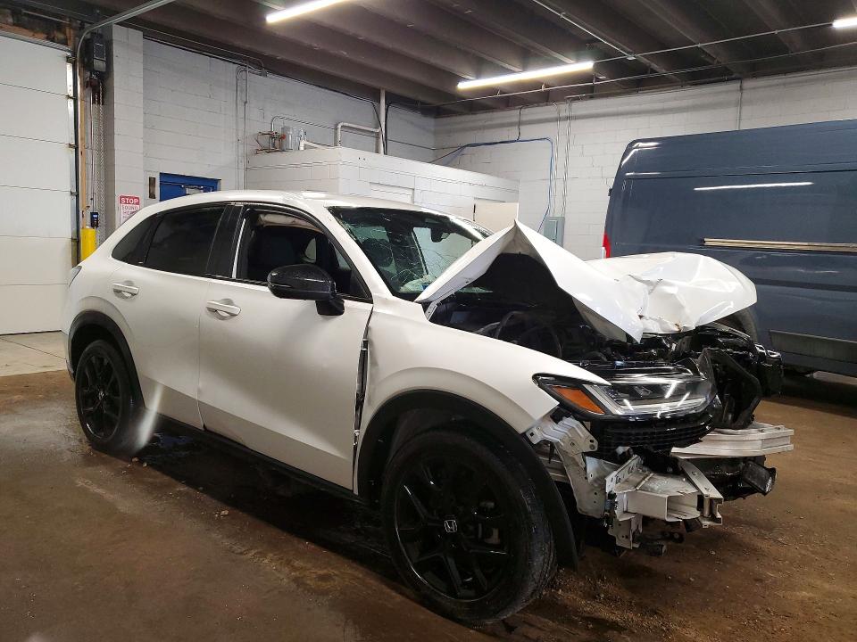 Снимка 4 от търг – 2023 HONDA HR-V с VIN 3CZRZ2H51PM707327