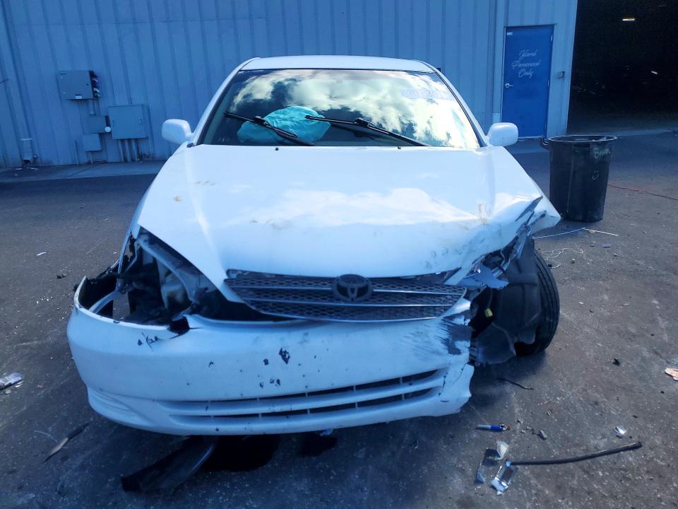 Photo 5 from auction – 2002 TOYOTA CAMRY with VIN 4T1BE32KX2U554292
