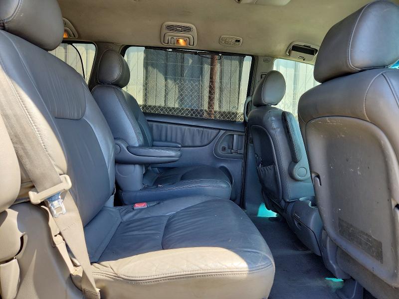 Photo 11 from auction – 2004 TOYOTA SIENNA with VIN 5TDZA22C54S086870