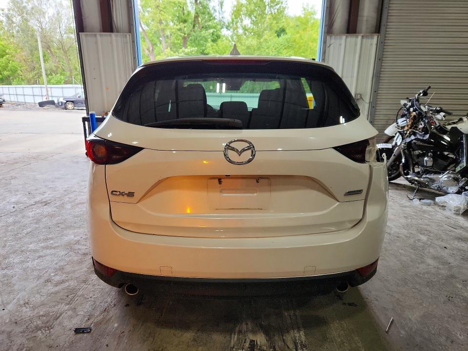 Foto 6 de la subasta – 2019 MAZDA CX-5 con VIN JM3KFACM9K0691857