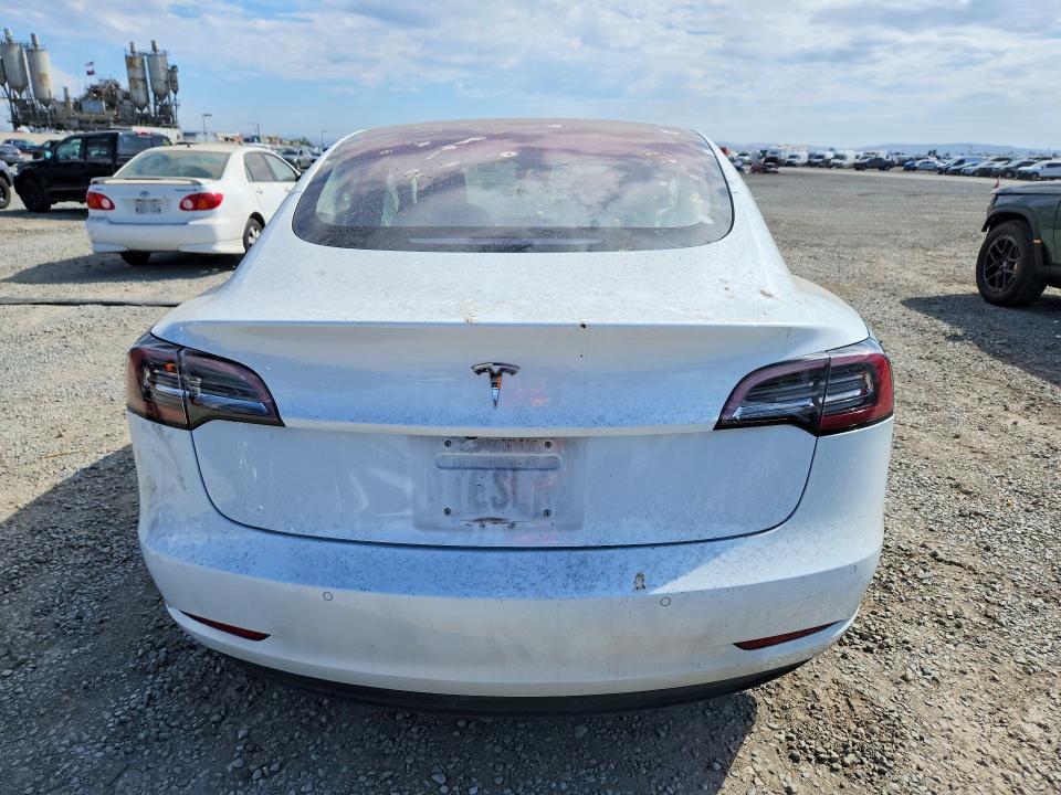 Photo 6 from auction – 2018 TESLA MODEL 3 with VIN 5YJ3E1EA7JF017256