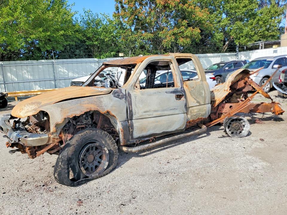 Фото 1 с аукциона – 2005 GMC SIERRA с VIN 1GTHK29U05E104335