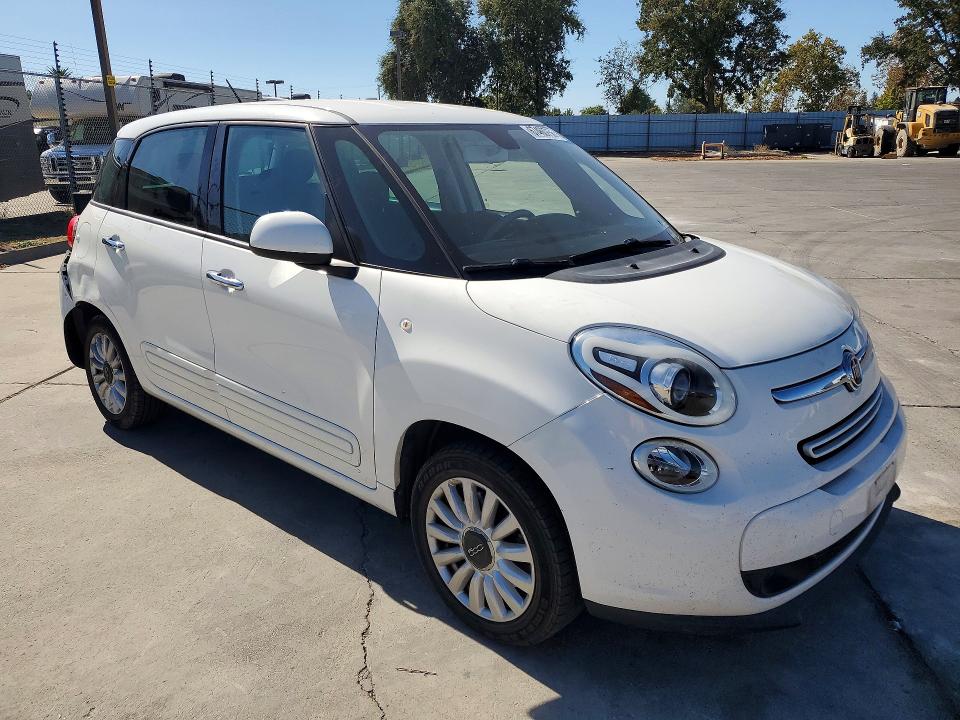 Photo 4 from auction – 2014 FIAT 500L with VIN ZFBCFABH5EZ023848