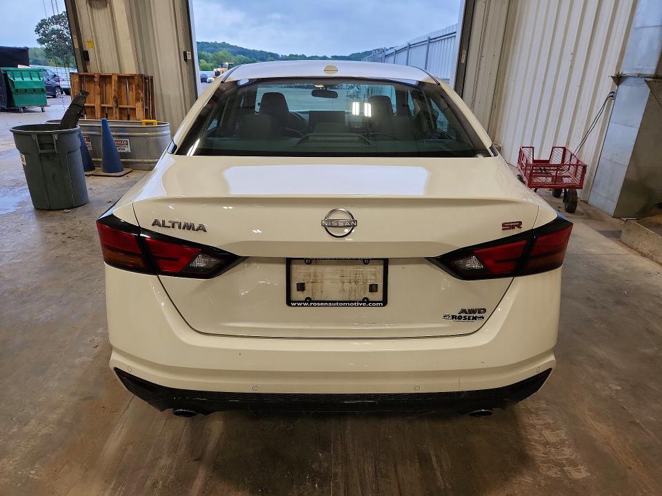 Снимка 6 от търг – 2024 NISSAN ALTIMA с VIN 1N4BL4CW1RN421156