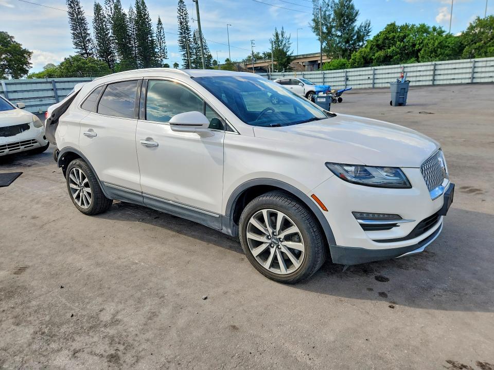 Zdjęcie 4 z aukcji – 2019 LINCOLN MKC z VIN 5LMCJ3D94KUL51695