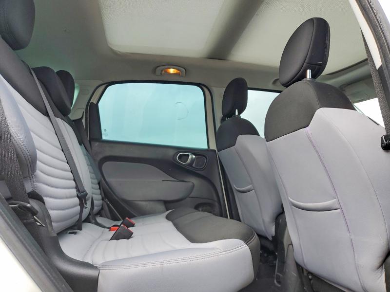 Photo 10 from auction – 2014 FIAT 500L with VIN ZFBCFABH1EZ026939