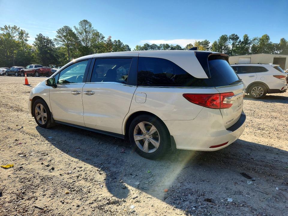 Photo 2 from auction – 2019 HONDA ODYSSEY with VIN 5FNRL6H79KB030282