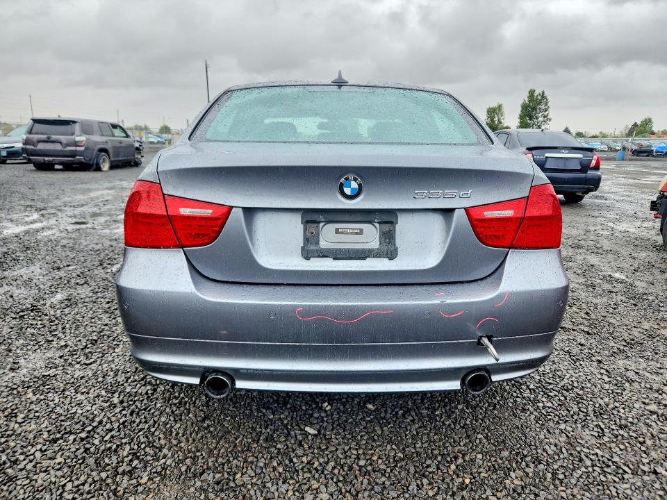 Photo 6 from auction – 2011 BMW 335 with VIN WBAPN7C58BF183600