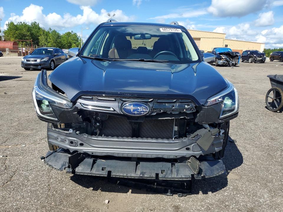Foto 5 de la subasta – 2022 SUBARU FORESTER con VIN JF2SKARC5NH490547