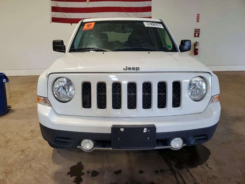 Photo 5 from auction – 2016 JEEP PATRIOT with VIN 1C4NJPFA1GD514843