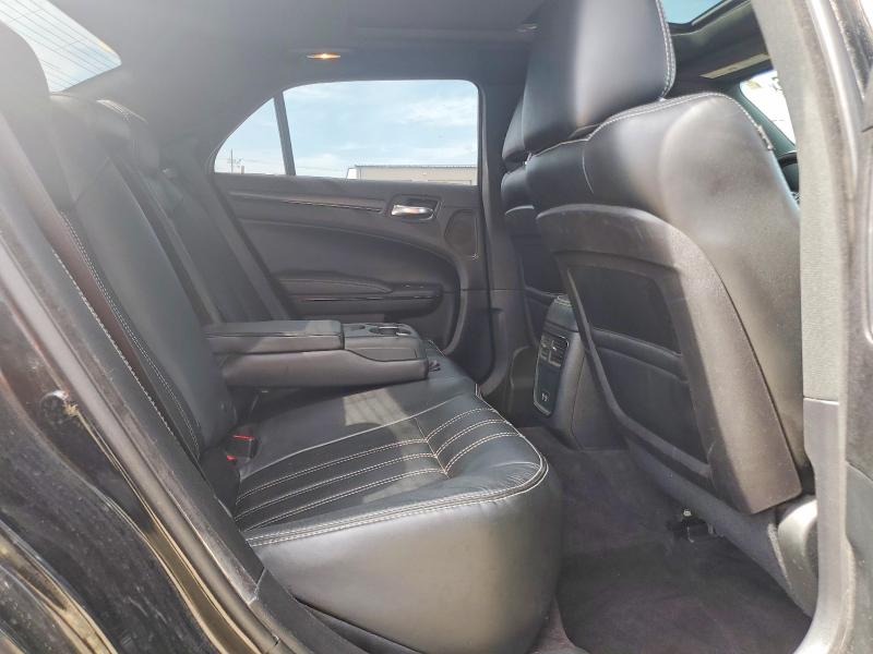 Photo 10 from auction – 2016 CHRYSLER 300 with VIN 2C3CCAGG2GH283041