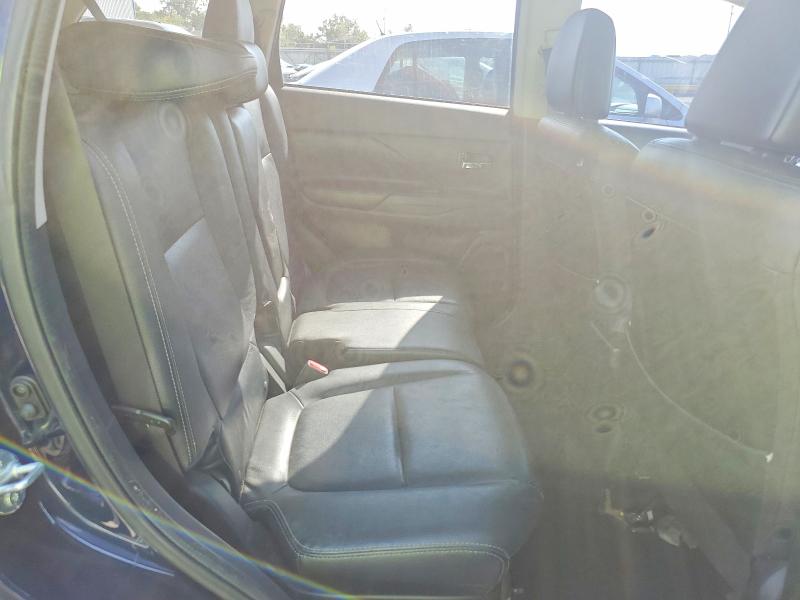 Photo 11 from auction – 2016 MITSUBISHI OUTLANDER with VIN JA4JZ4AX4GZ010320