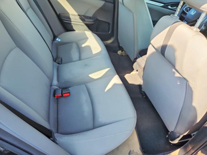 Photo 10 from auction – 2019 HONDA CIVIC with VIN 2HGFC2F6XKH522482