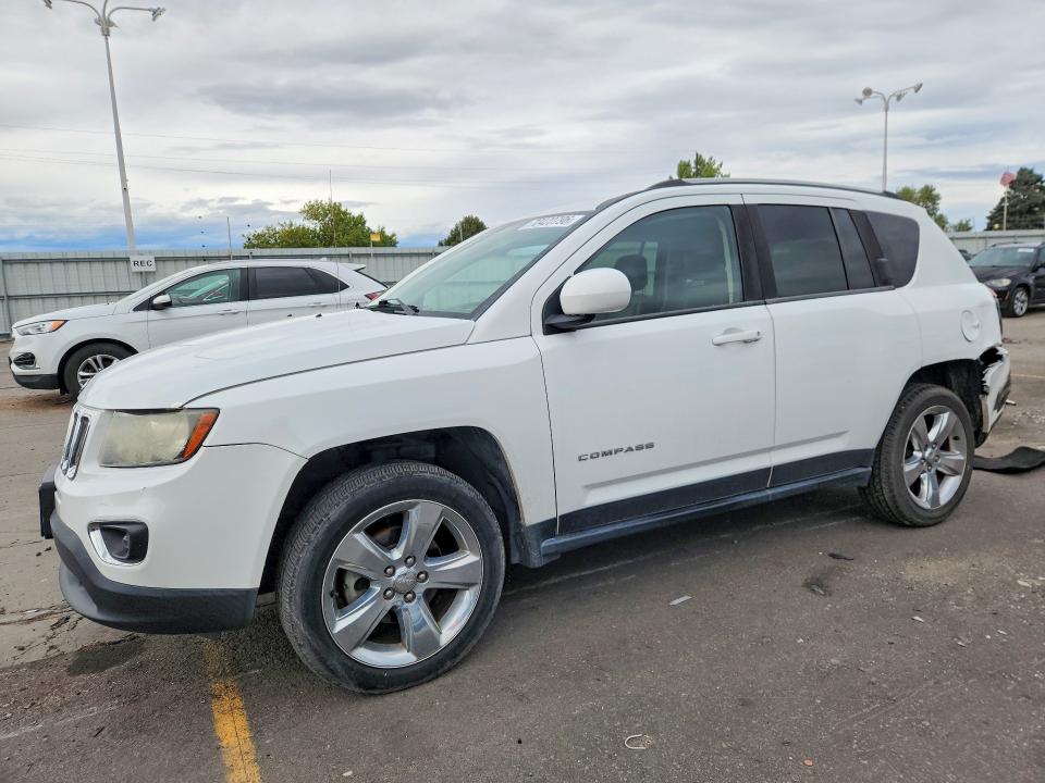 Снимка 1 от търг – 2015 JEEP COMPASS с VIN 1C4NJCEA6FD156843