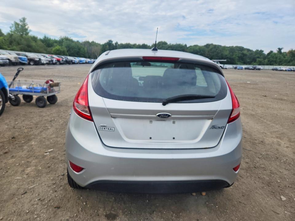 Zdjęcie 6 z aukcji – 2013 FORD FIESTA z VIN 3FADP4EJ0DM120122