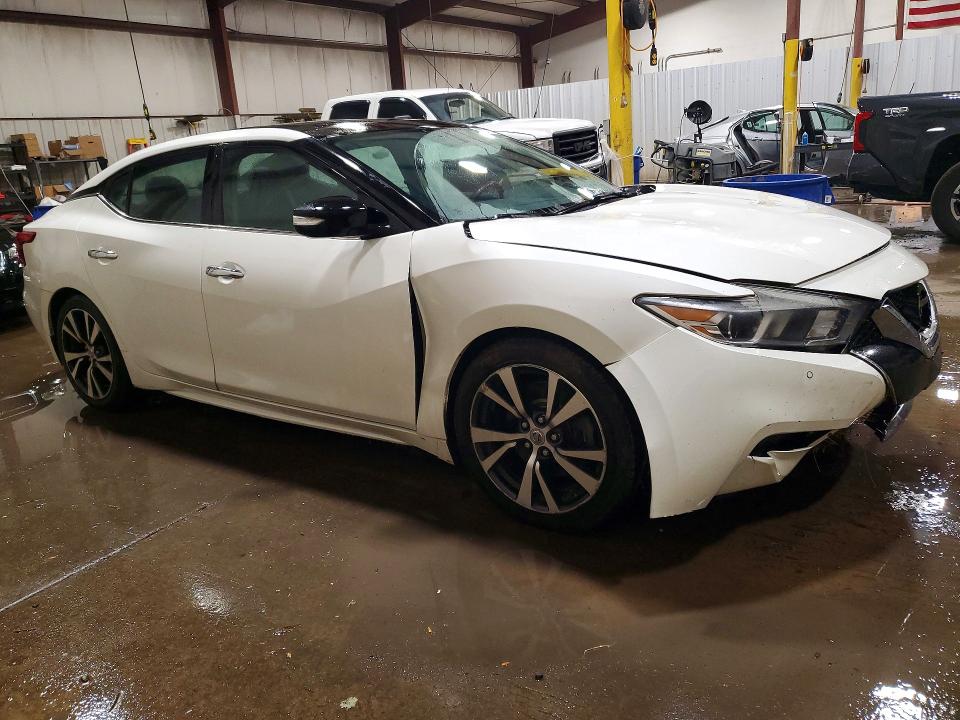 Снимка 4 от търг – 2017 NISSAN MAXIMA с VIN 1N4AA6AP3HC408833