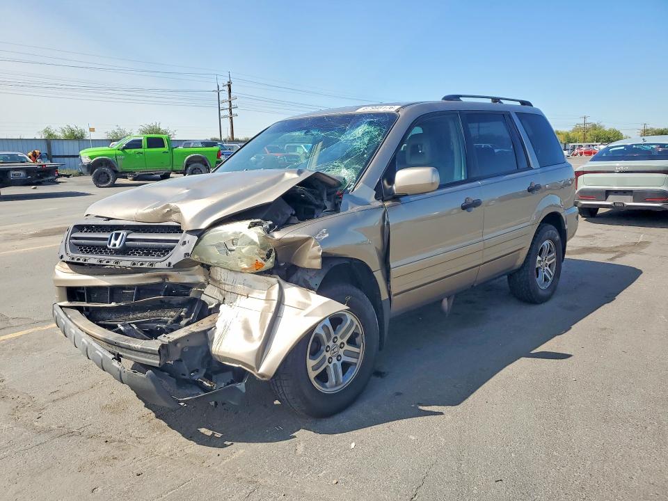 HONDA PILOT 2005 with VIN 5FNYF18545B034300 - Photo from auction